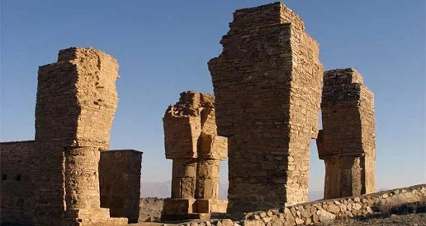 آتشکده آتشکوه بنایی به قدمت سرزمین کهن ایران آتشکده آتشکوه بنایی به قدمت سرزمین کهن ایران