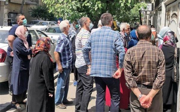 سرگردانی مردم برای تزریق دُز دوم واکسن کرونا؛ کسی پاسخگو سرگردانی مردم برای تزریق دُز دوم واکسن کرونا؛ کسی جوابگو نیست