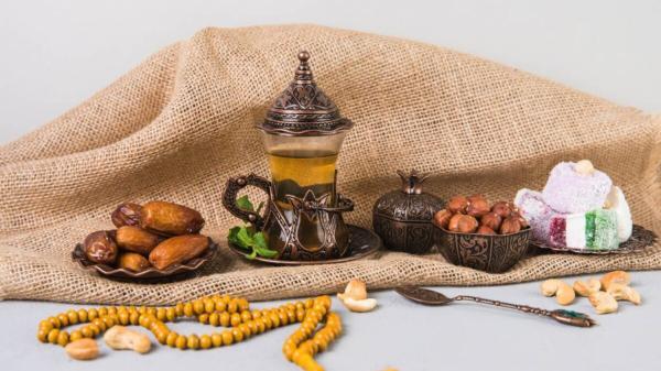 (اینفوگرافیک) چند توصیه تغذیه ای در ایام نوروز (اینفوگرافیک) چند توصیه تغذیه ای در ایام نوروز
